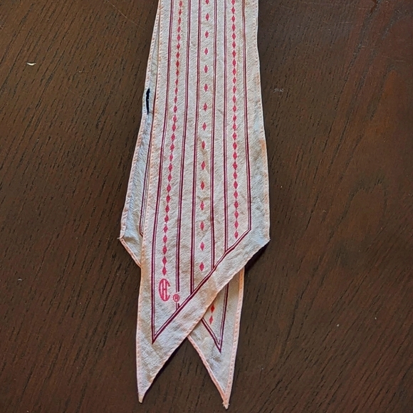 Carolina Herrera Bandeau Pink Printed Silk Scarf Slim 3" Wide 56" Long - Picture 7 of 9
